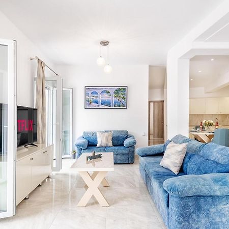 4You Luxury Apartments By Keyplanner Moraḯtika Esterno foto