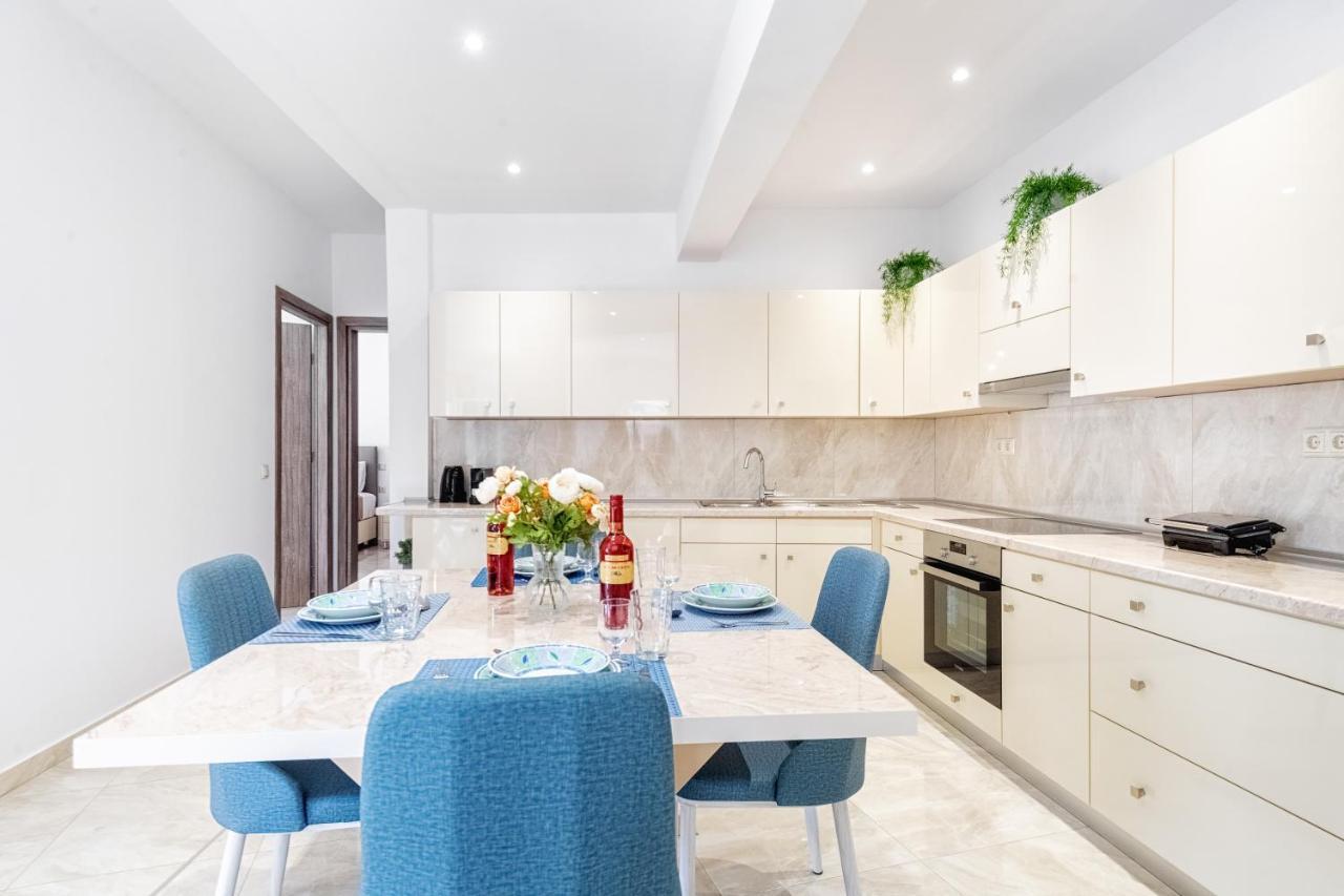 4You Luxury Apartments By Keyplanner Moraḯtika Esterno foto
