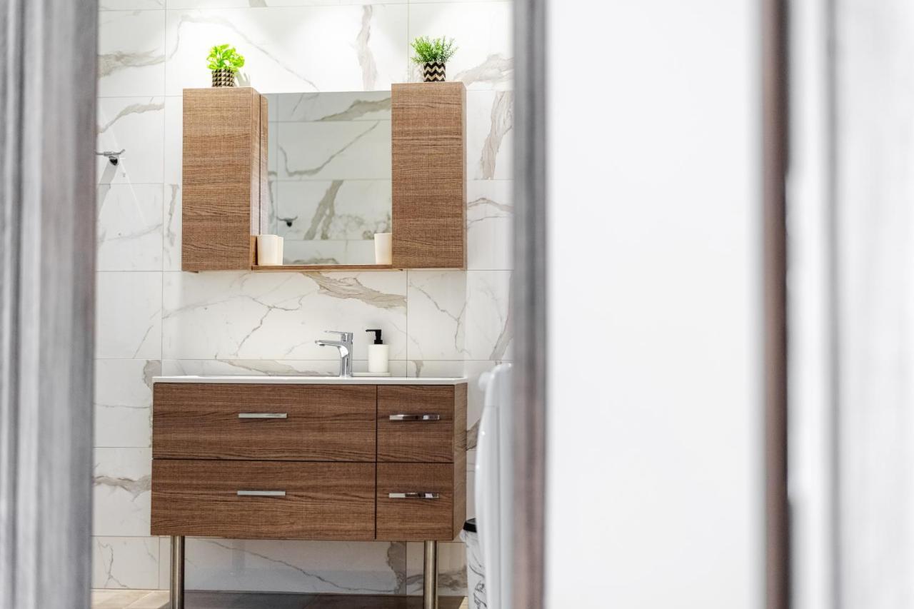 4You Luxury Apartments By Keyplanner Moraḯtika Esterno foto