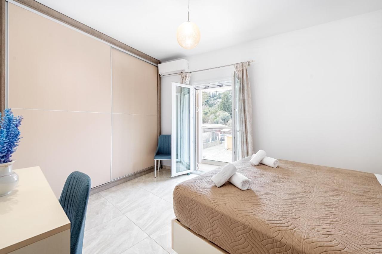 4You Luxury Apartments By Keyplanner Moraḯtika Esterno foto